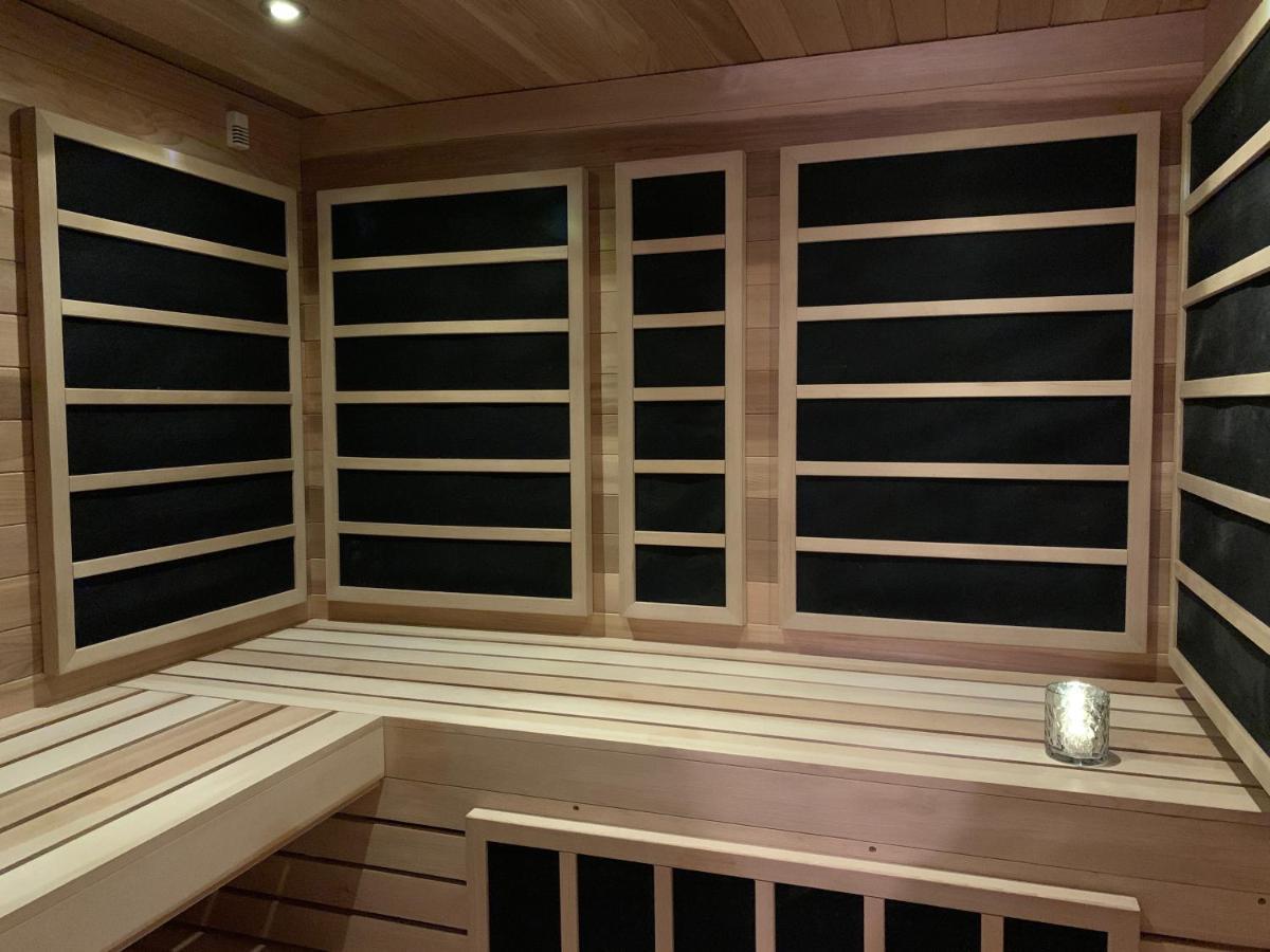 Hotel Viking นิวพอร์ต ภายนอก รูปภาพ